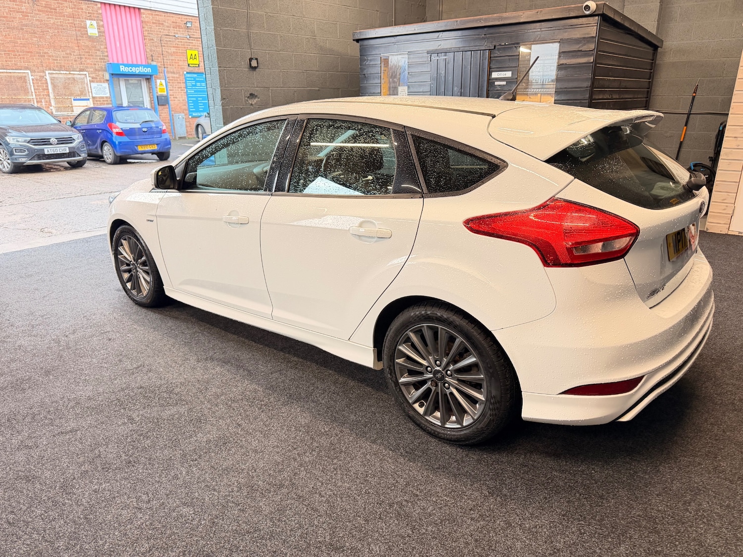 Used Ford Focus 2017 for sale - 77282498: Photo 4