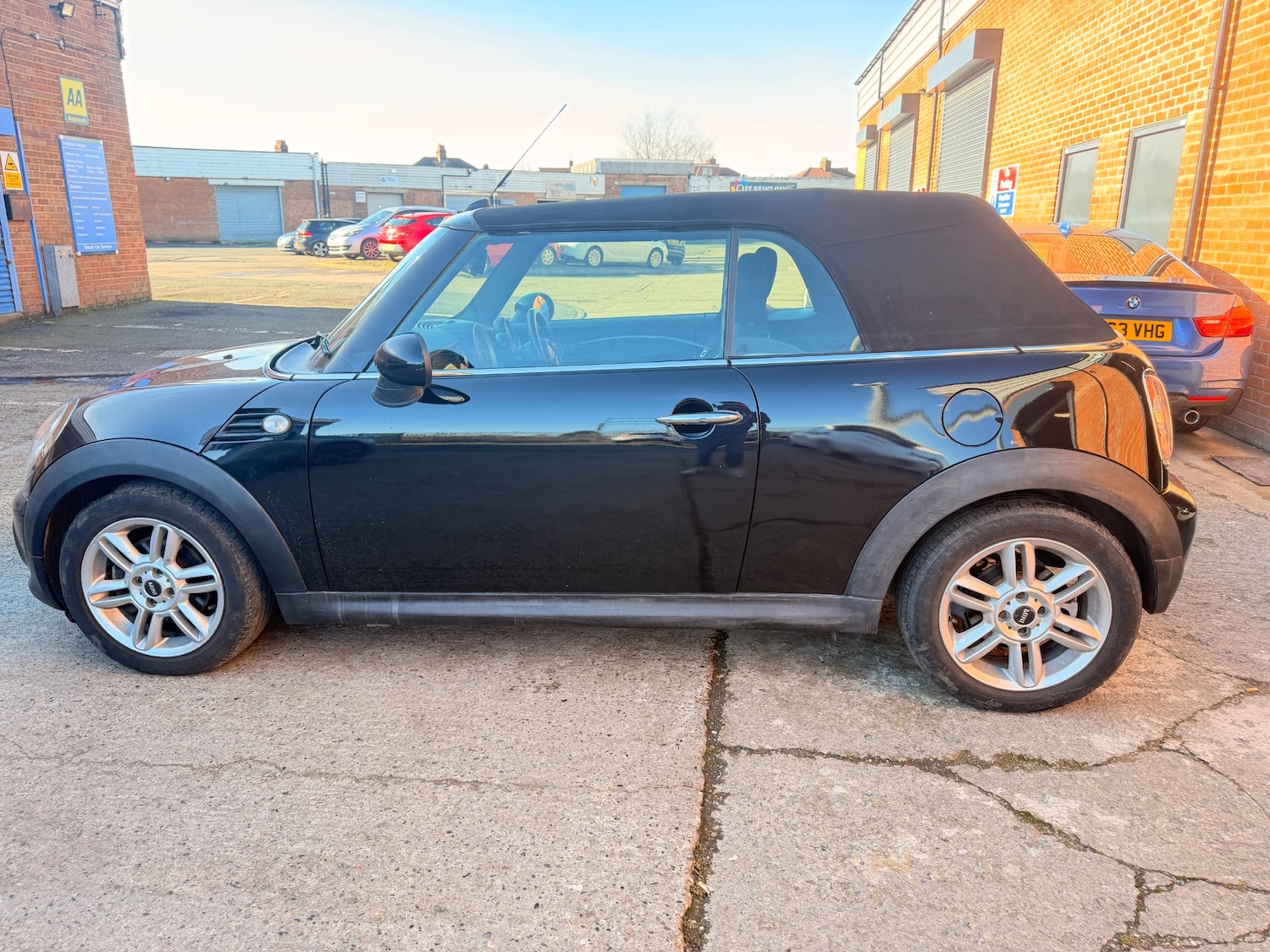 Used MINI Convertible 2014 for sale - 77557251: Photo 6