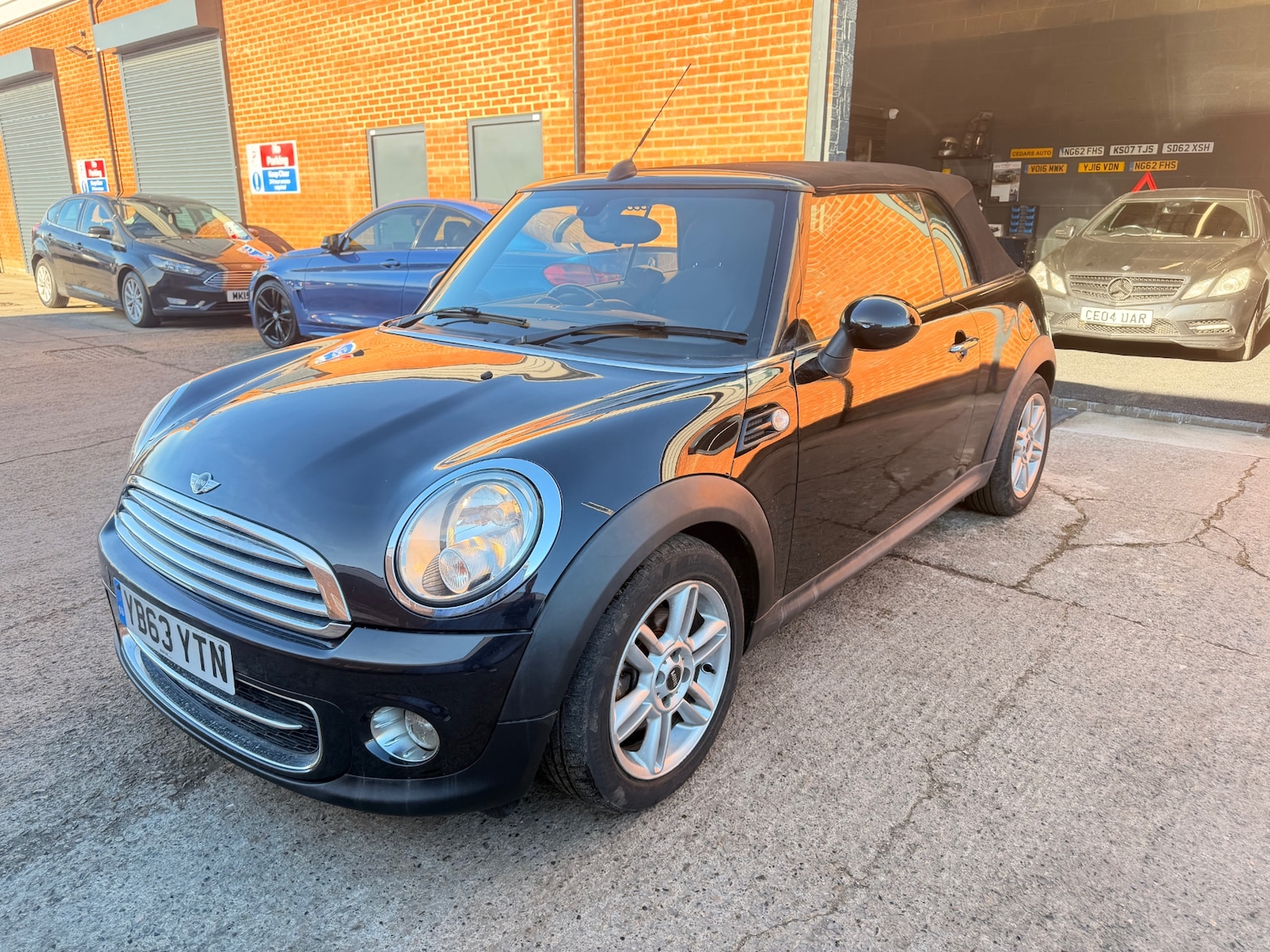 Used MINI Convertible 2014 for sale - 77557251: Photo 7