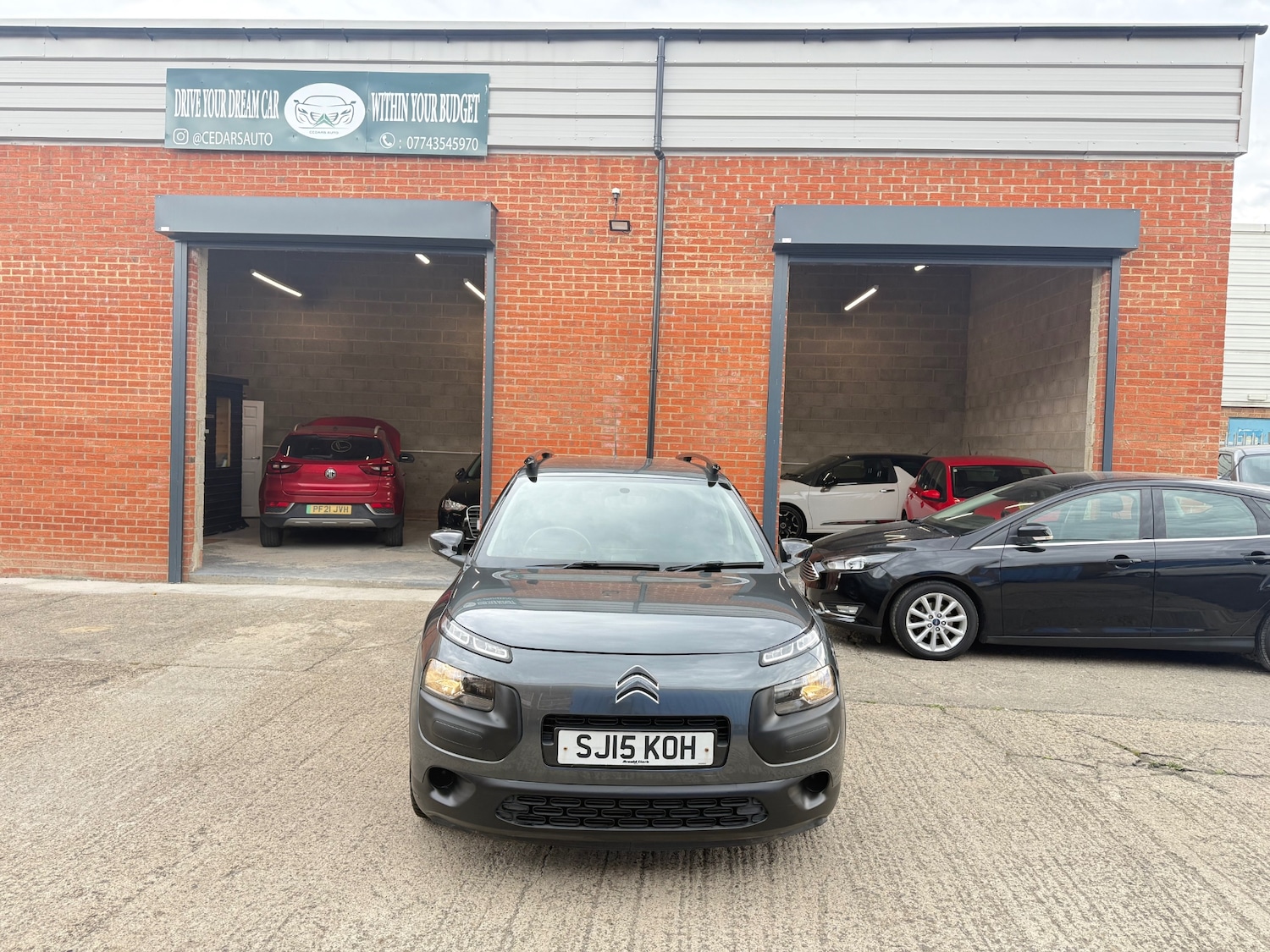 Used Citroen C4 Cactus 2015 for sale - 76408389: Photo 1