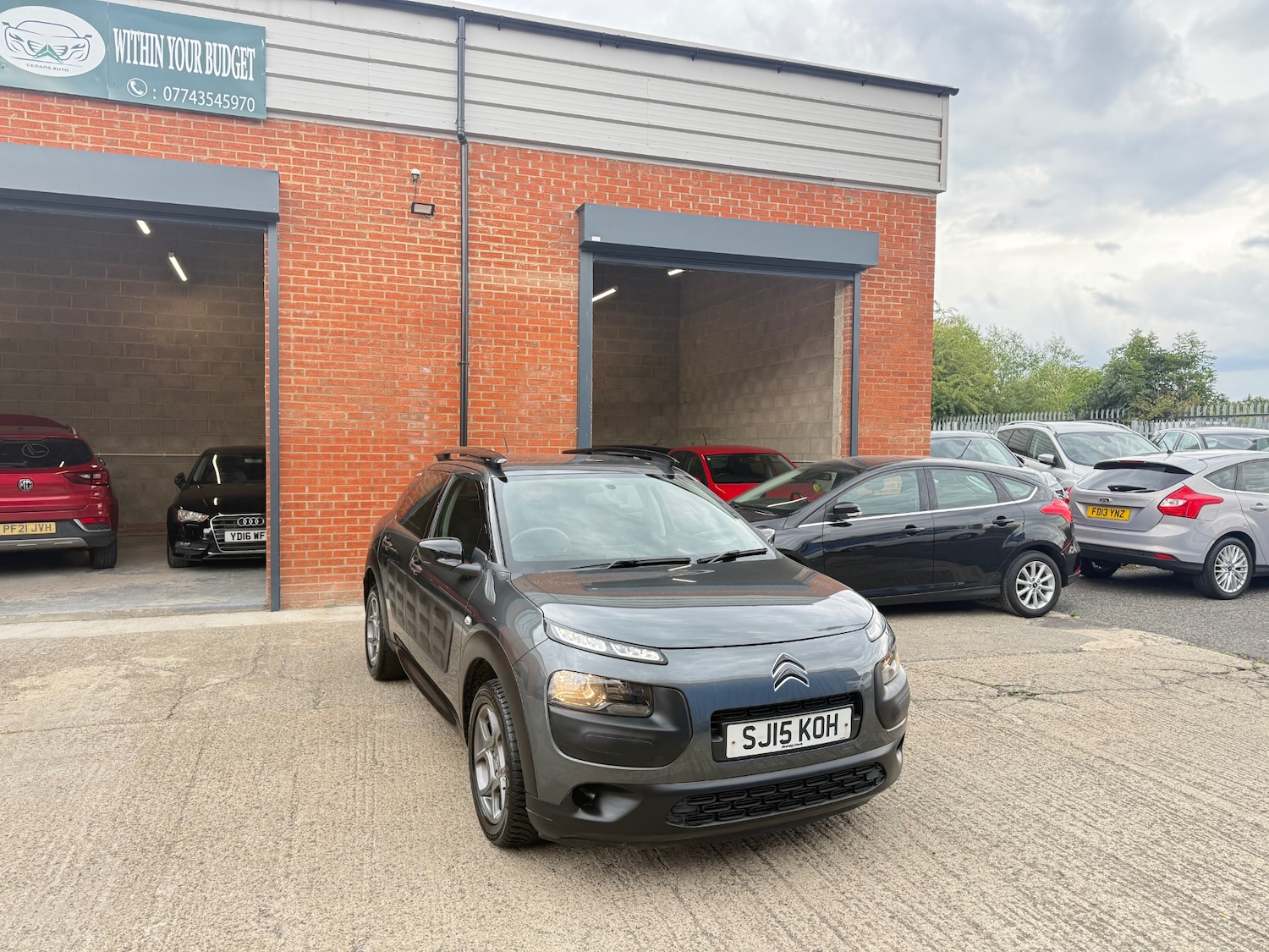 Used Citroen C4 Cactus 2015 for sale - 76408389: Photo 3