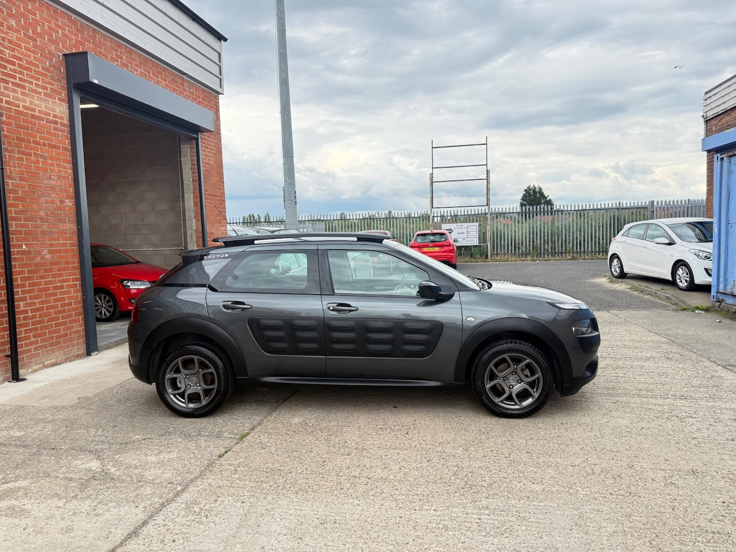 Used Citroen C4 Cactus 2015 for sale - 76408389: Photo 7