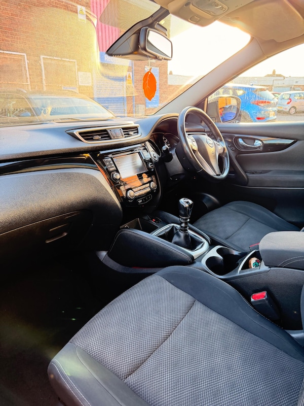 Used Nissan Qashqai 2015 for sale - 76174724: Photo 13