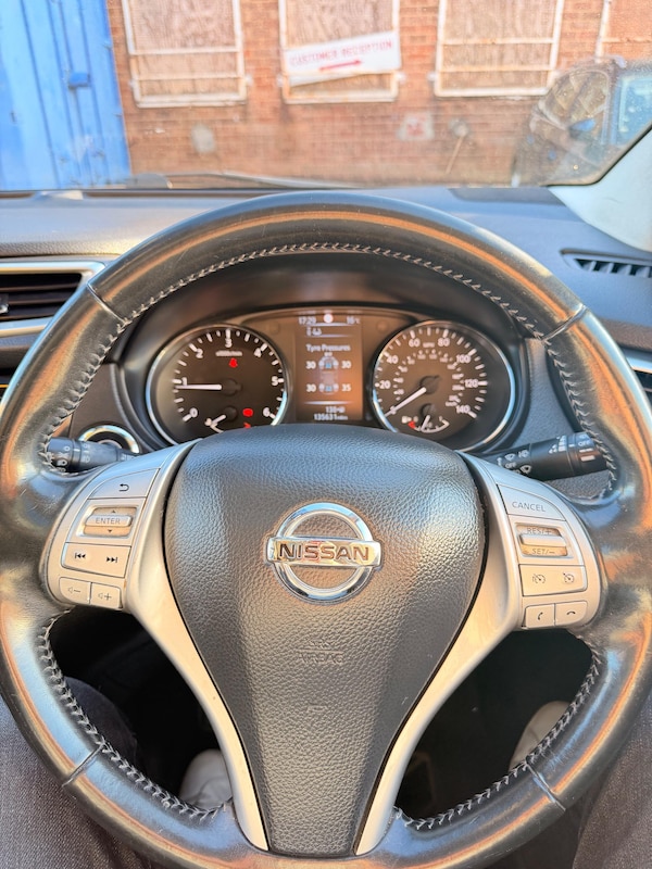 Used Nissan Qashqai 2015 for sale - 76174724: Photo 14