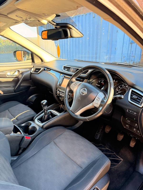 Used Nissan Qashqai 2015 for sale - 76174724: Photo 9