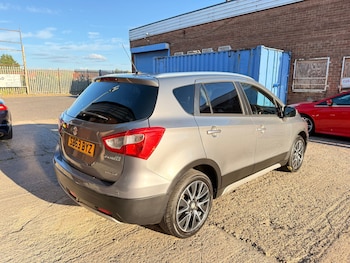 Used Suzuki SX4 S-Cross 2013 for sale - 76931671: Photo