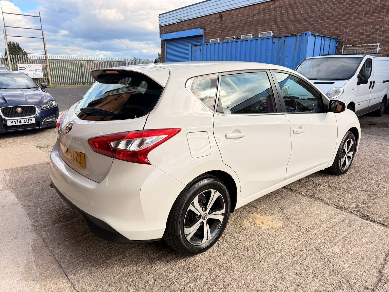 Used Nissan Pulsar 2015 for sale - 76931665: Photo 4