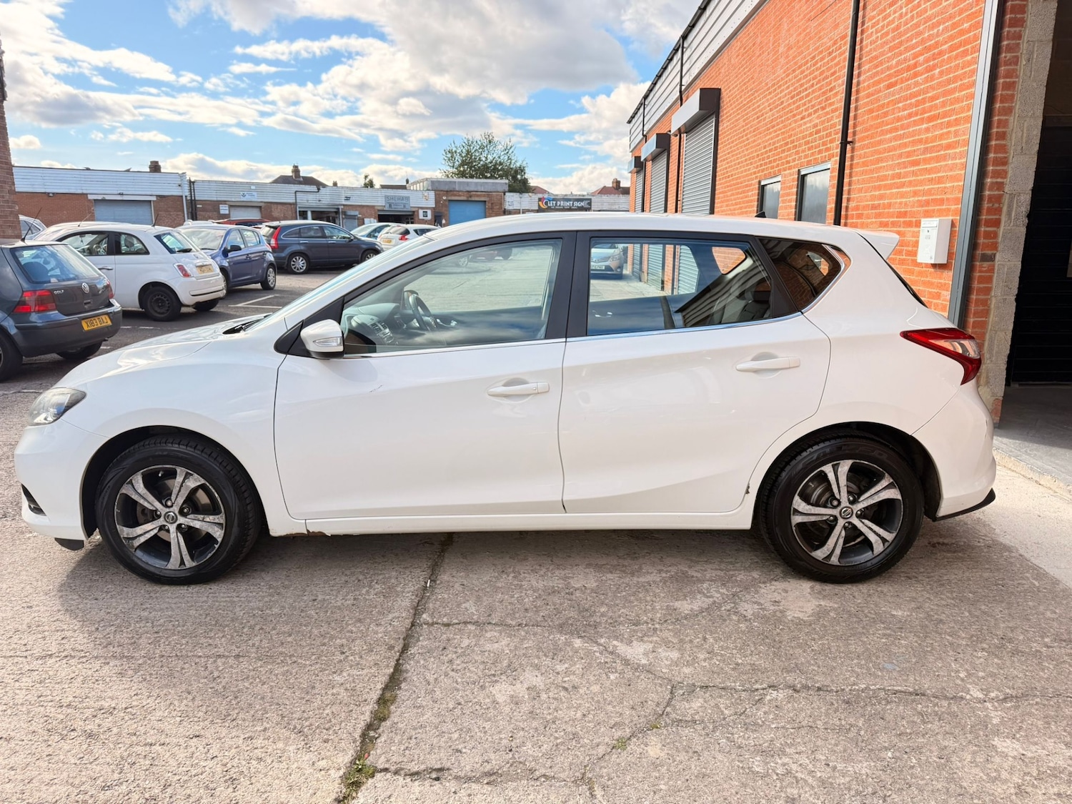 Used Nissan Pulsar 2015 for sale - 76931665: Photo 7