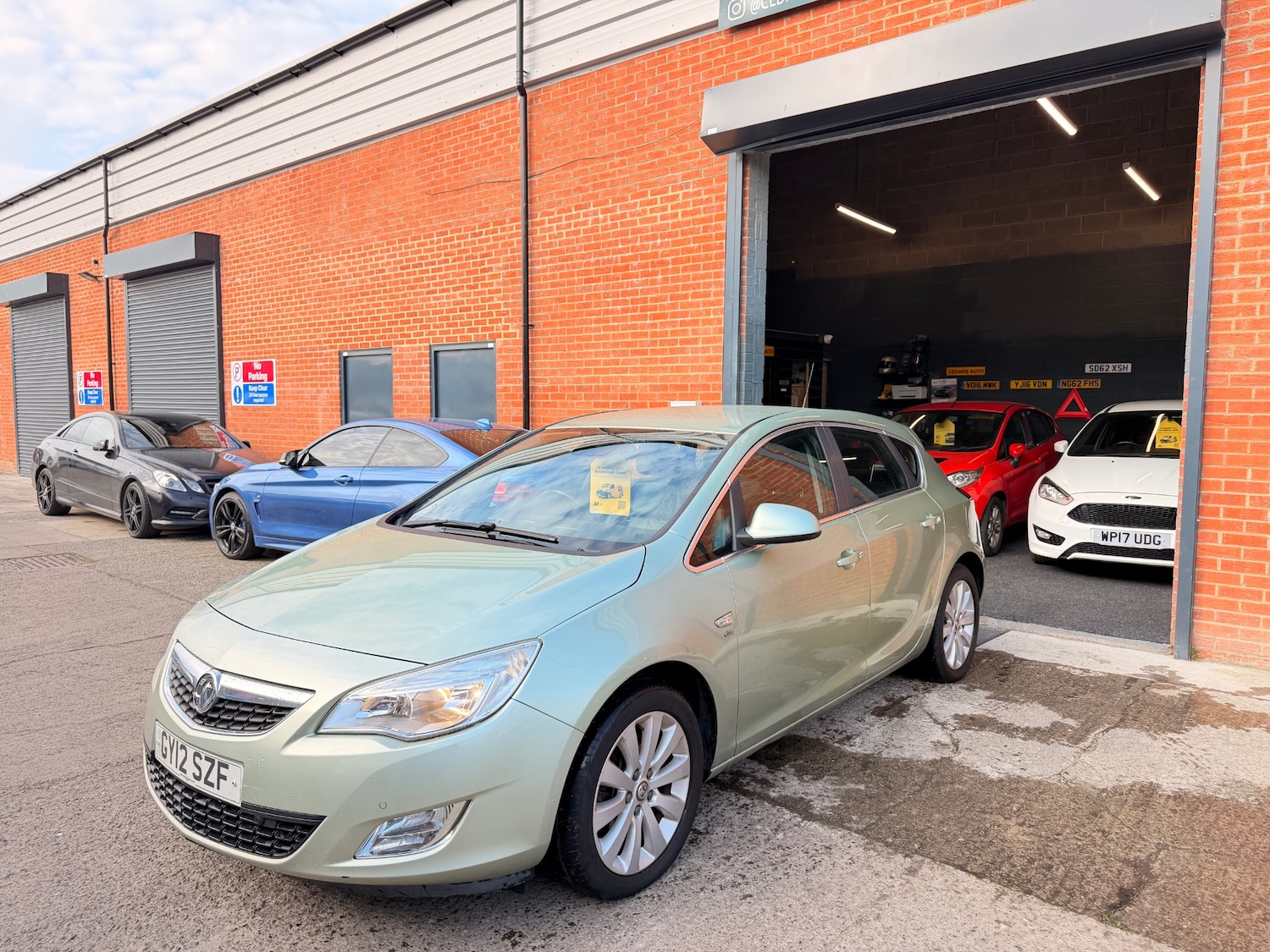 Used Vauxhall Astra 2012 for sale - 77809512: Photo 8