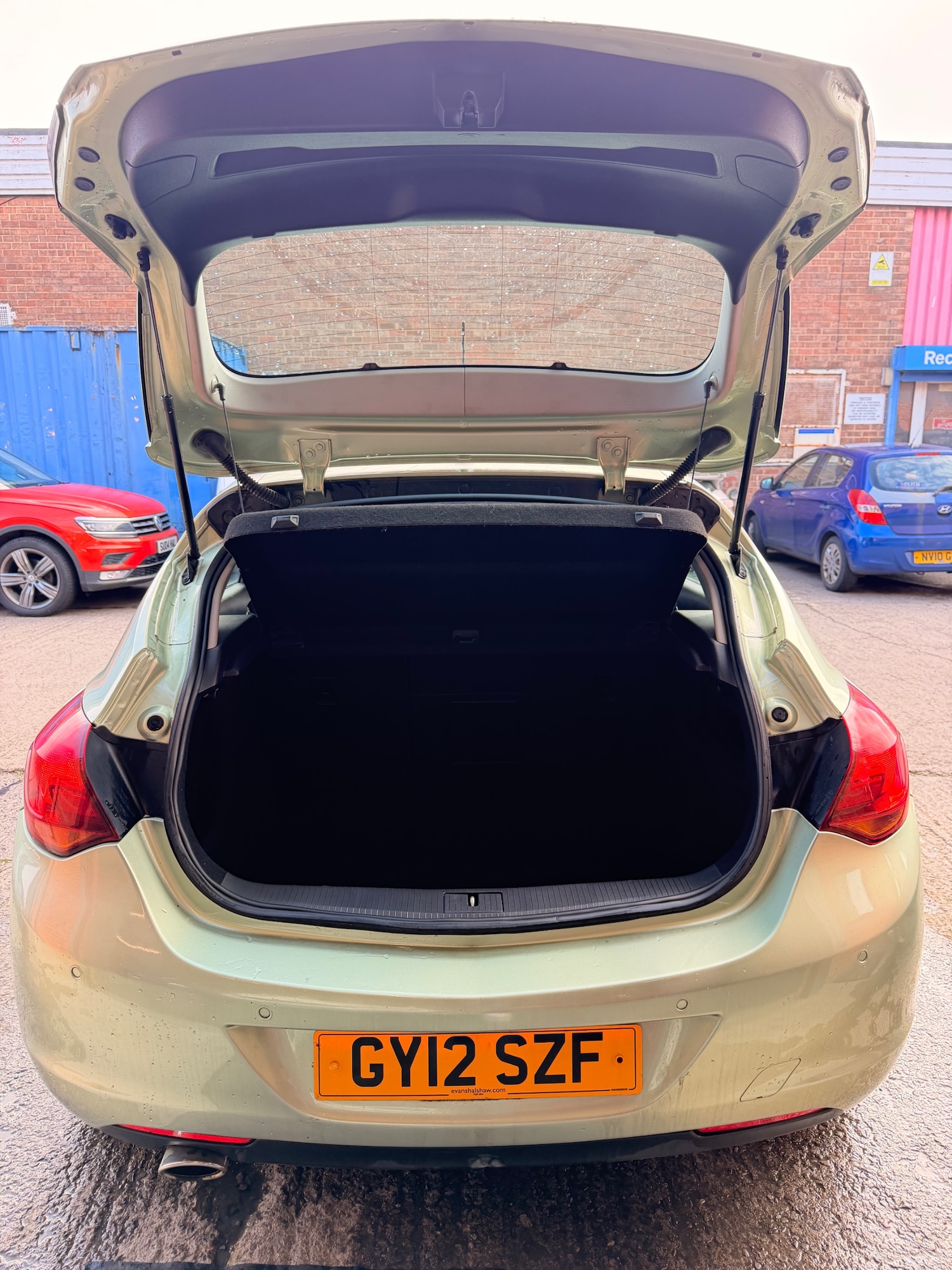 Used Vauxhall Astra 2012 for sale - 77809512: Photo 9