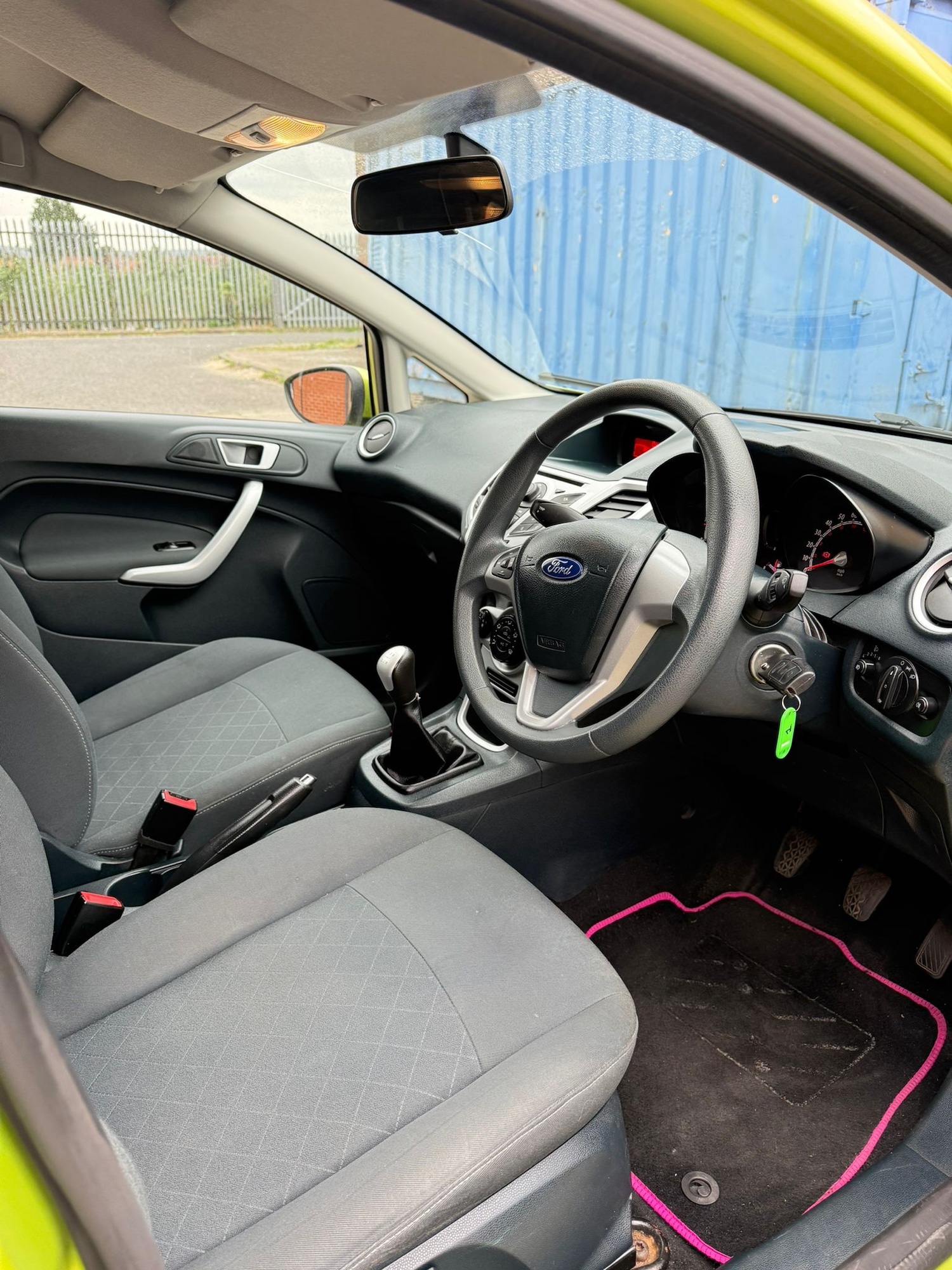 Used Ford Fiesta 2011 for sale - 76792396: Photo 9