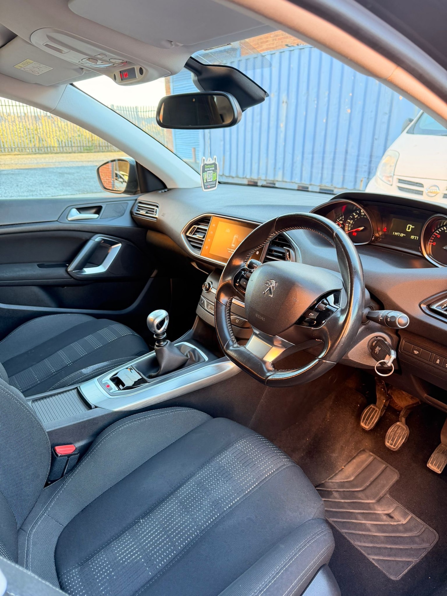 Used Peugeot 308 2016 for sale - 76791347: Photo 8