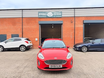 Used Ford Fiesta 2019 for sale - 76189255: Photo 2