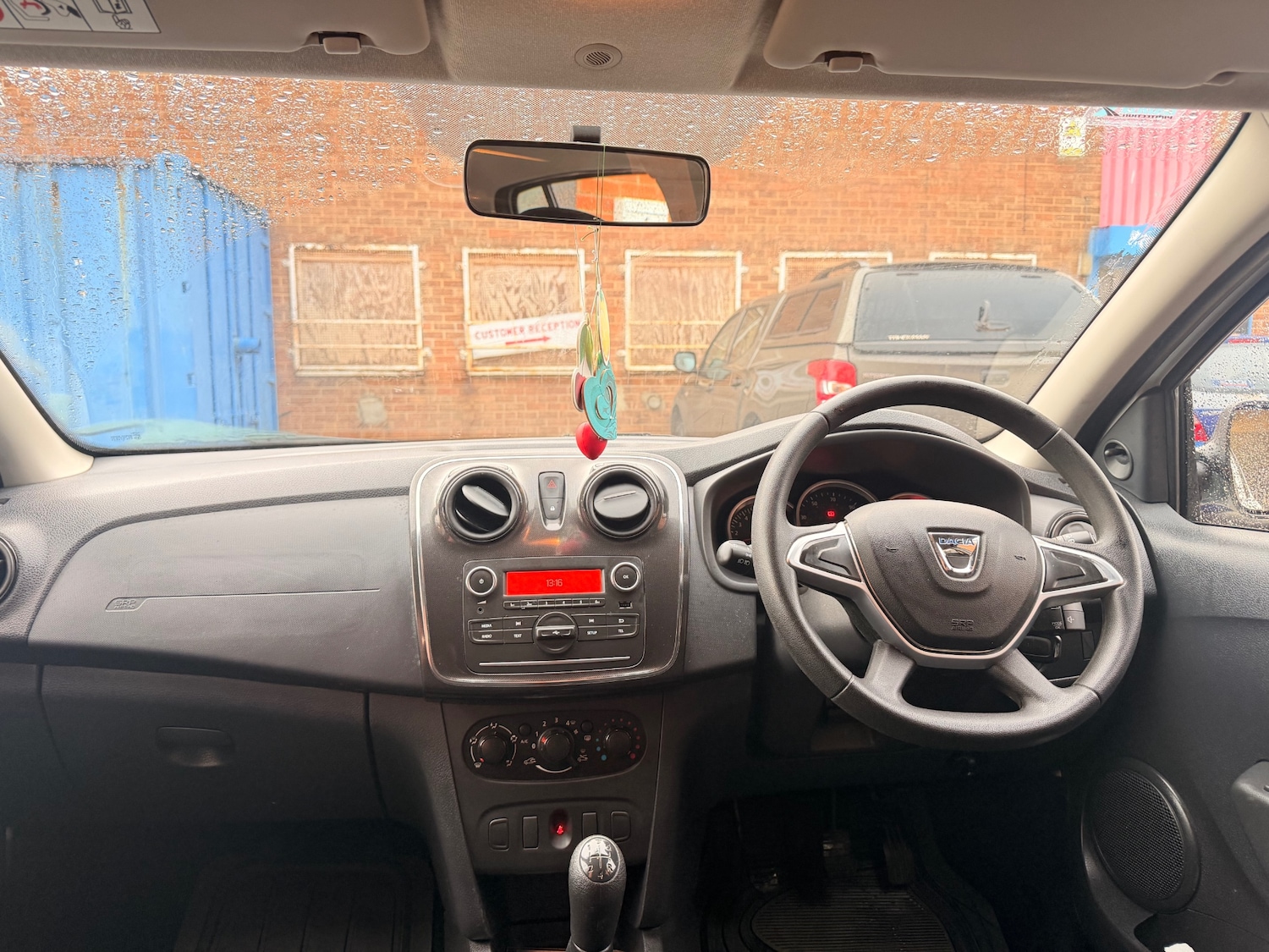 Used Dacia Sandero 2017 for sale - 77375850: Photo 10