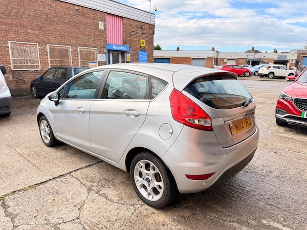 Used Ford Fiesta 2012 for sale - 76059446: Photo 4