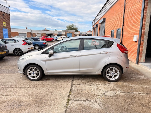 Used Ford Fiesta 2012 for sale - 76059446: Photo 5