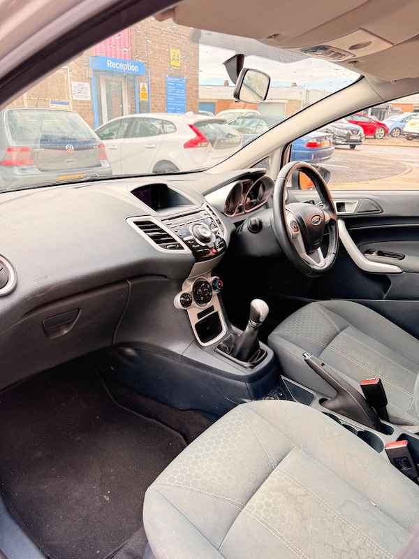 Used Ford Fiesta 2012 for sale - 76059446: Photo 9