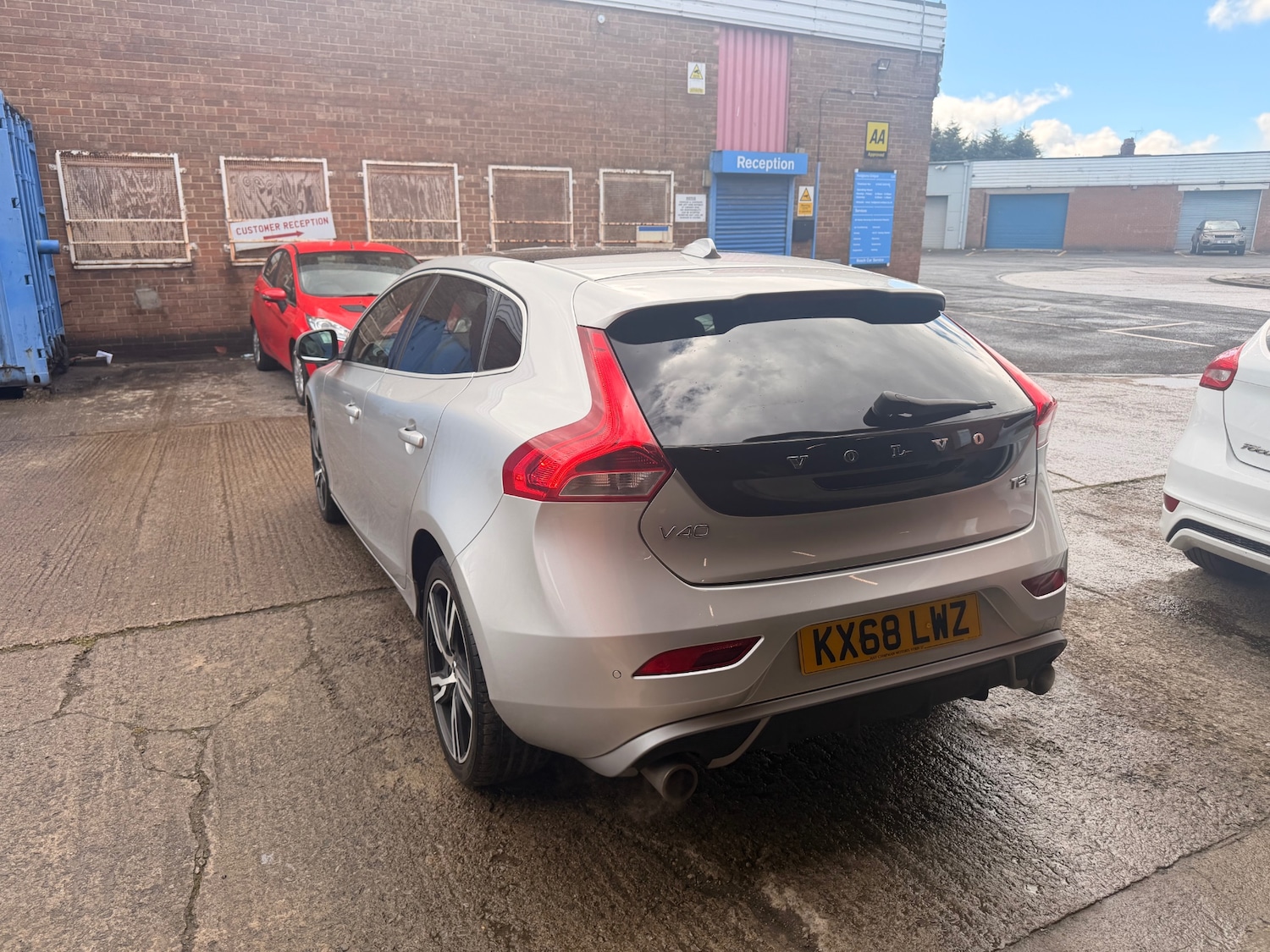 Used Volvo V40 2018 for sale - 78139940: Photo 6