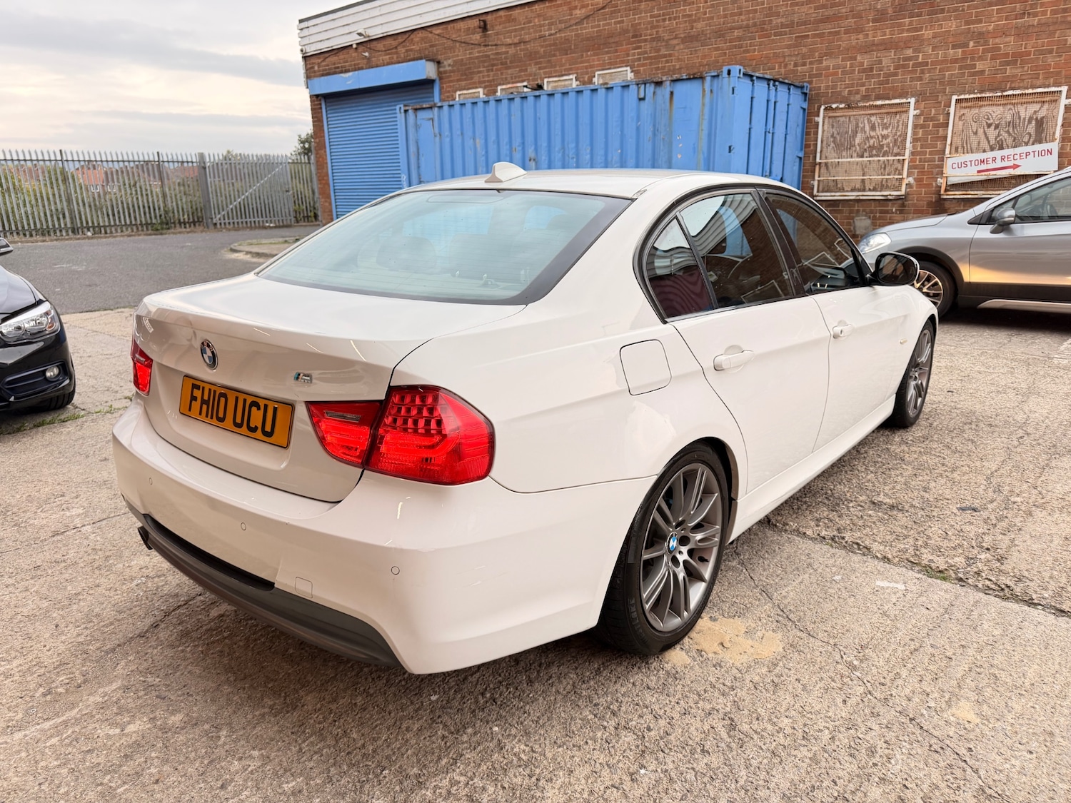 Used BMW 3 Series 2010 for sale - 76421810: Photo 4