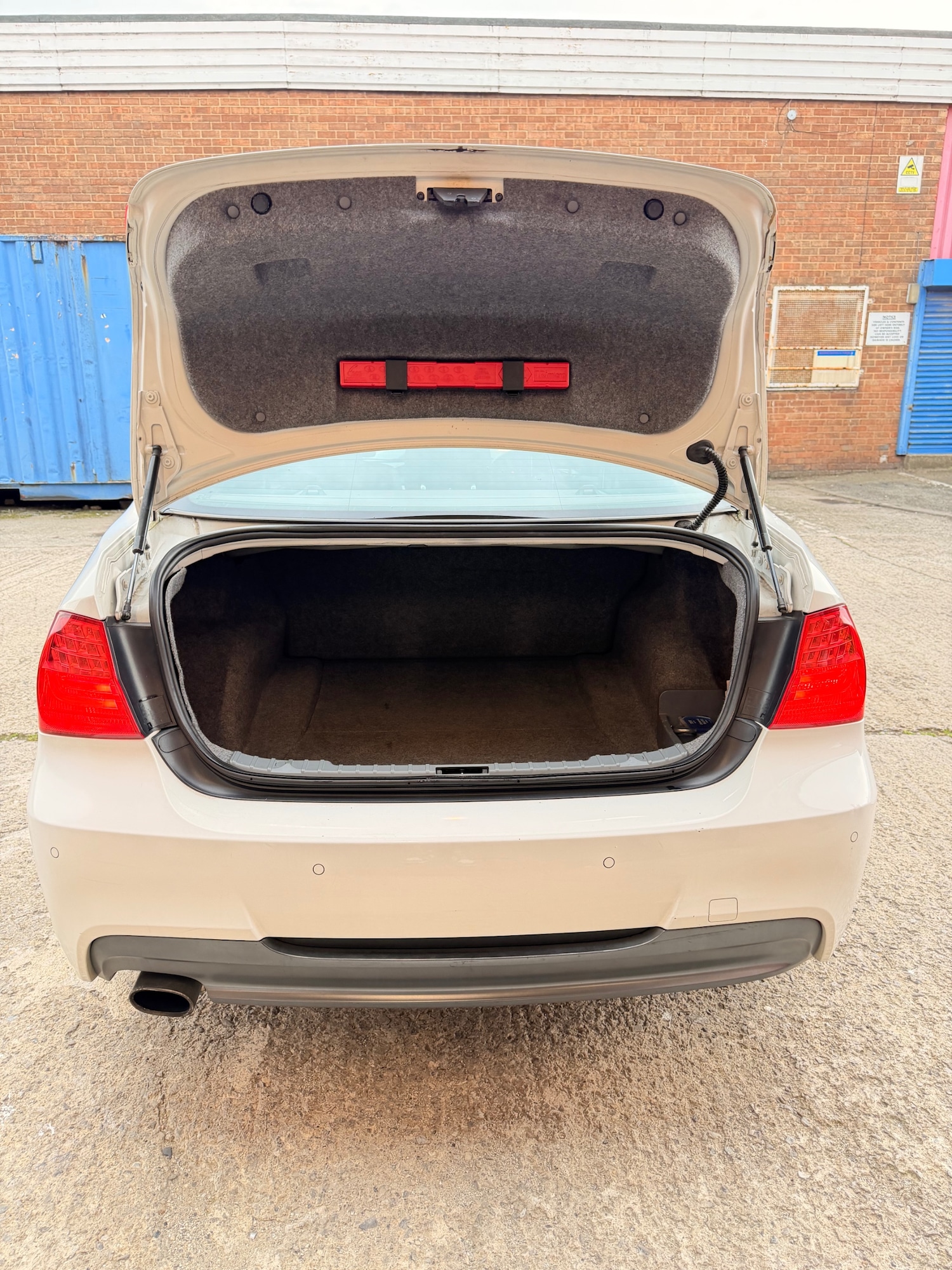 Used BMW 3 Series 2010 for sale - 76421810: Photo 7