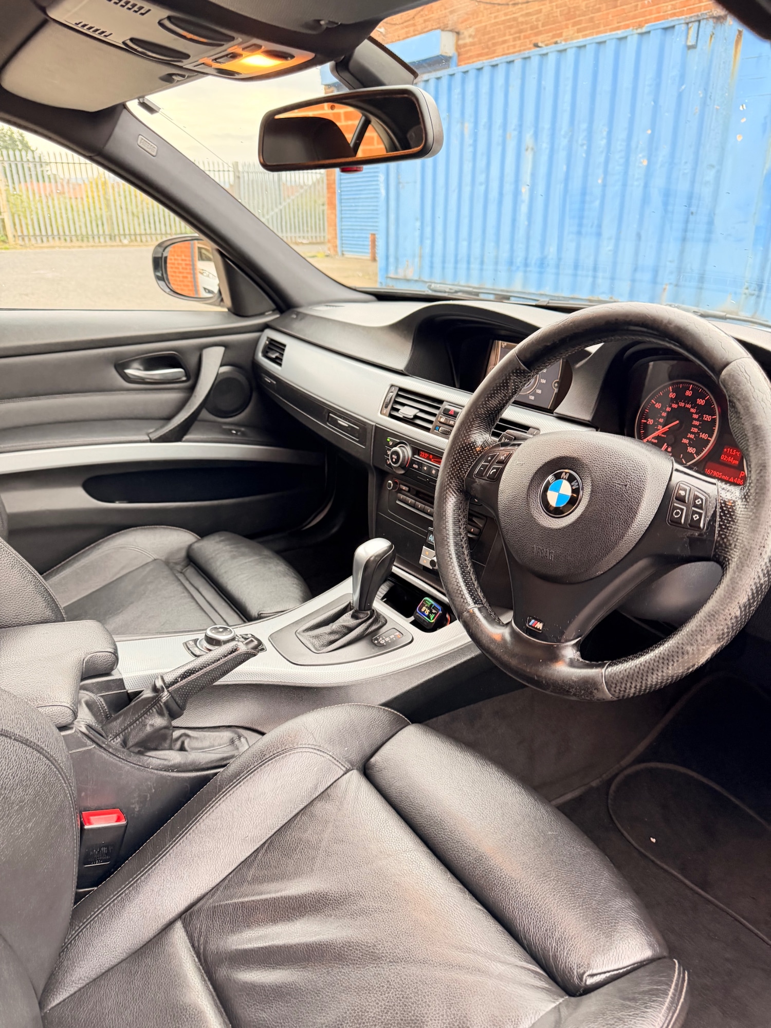 Used BMW 3 Series 2010 for sale - 76421810: Photo 8