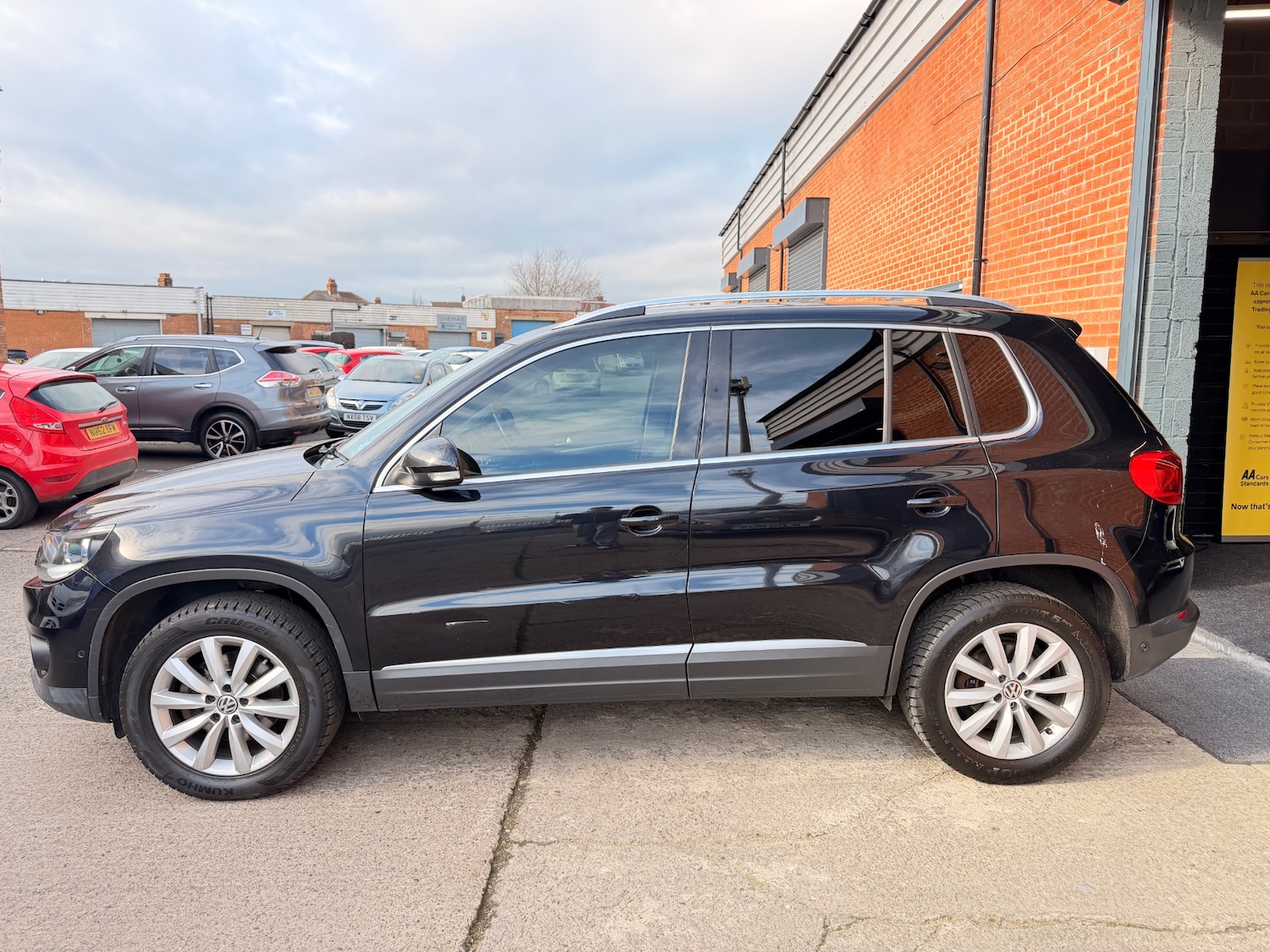 Used Volkswagen Tiguan 2014 for sale - 77996693: Photo 7