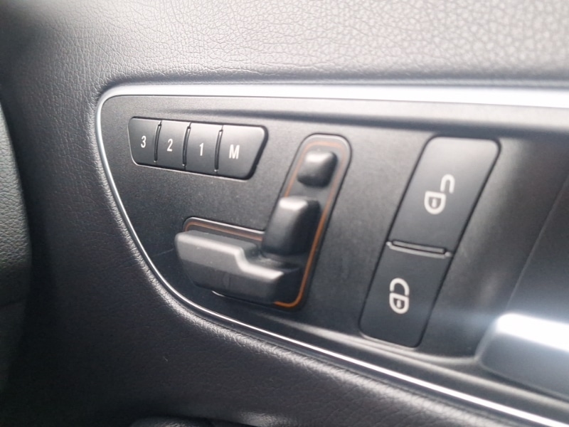 Used Mercedes-Benz GLA 2016 for sale - 76435199: Photo 12