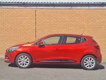 Used Renault Clio 2017 for sale - 74919834: Photo