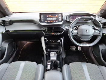 Used Peugeot 2008 2022 for sale - 77751118: Photo