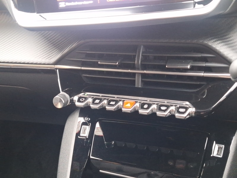 Used Peugeot 2008 2023 for sale - 76613715: Photo 16