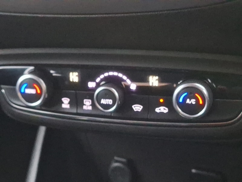 Used Vauxhall Crossland X 2018 for sale - 77141571: Photo 13