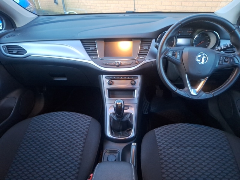 Used Vauxhall Astra 2020 for sale - 77130097: Photo 2