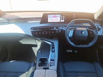 Used Peugeot 5008 2025 for sale - 78704097: Photo