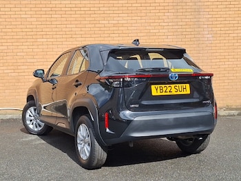 Used Toyota Yaris Cross 2022 for sale - 75695500: Photo