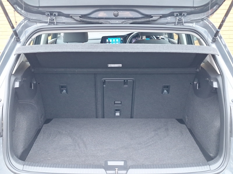 Used Volkswagen Golf 2022 for sale - 76282000: Photo 8