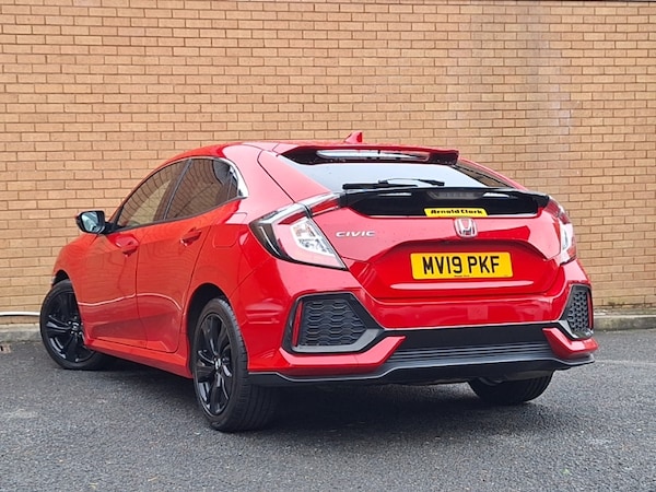 Used Honda Civic 2019 for sale - 76208209: Photo 3