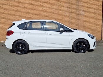 Used BMW 2 Series 2018 for sale - 78361003: Photo