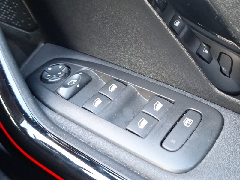 Used Peugeot 208 2019 for sale - 76906496: Photo 19