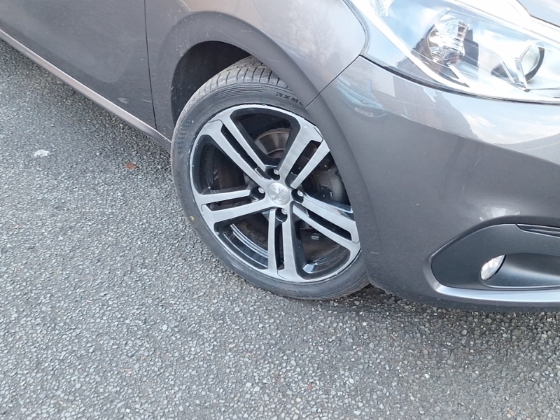 Used Peugeot 208 2019 for sale - 76906496: Photo 9