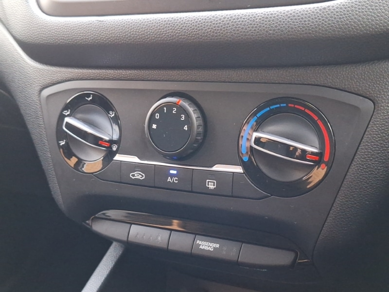 Used Hyundai i20 2017 for sale - 76602283: Photo 13