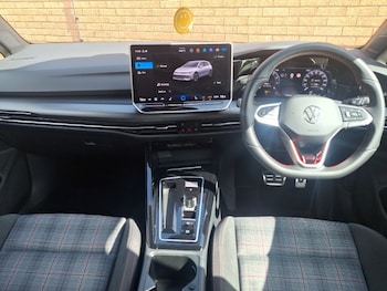 Used Volkswagen Golf 2026 for sale - 79610519: Photo