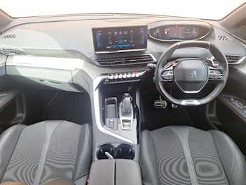 Used Peugeot 5008 2023 for sale - 78403490: Photo