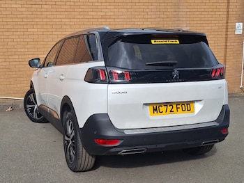 Used Peugeot 5008 2023 for sale - 78403490: Photo