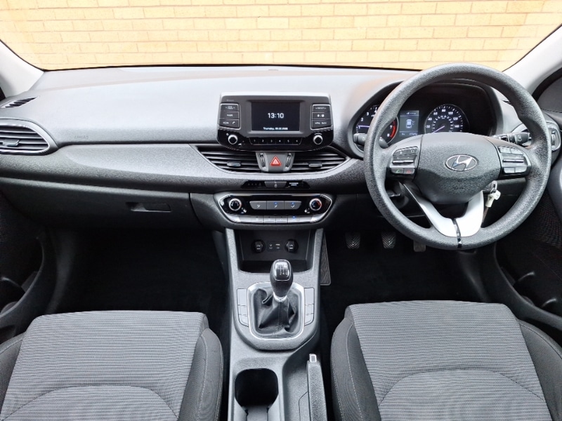 Used Hyundai i30 2019 for sale - 77823114: Photo 2