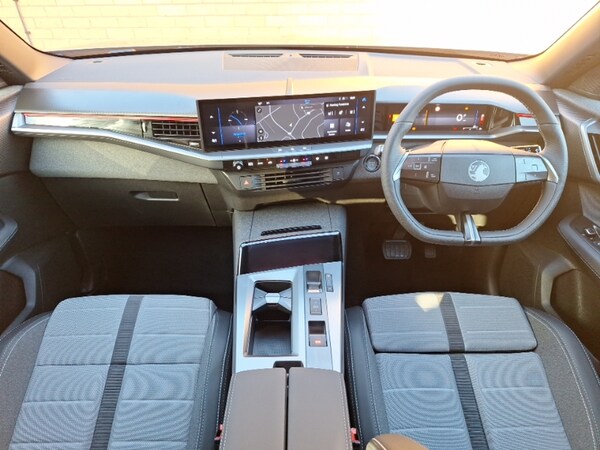 Used Vauxhall Grandland 2025 for sale - 76155720: Photo 2