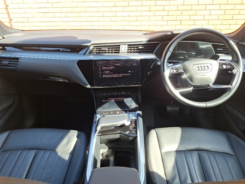 Used Audi e-tron 2019 for sale - 78202611: Photo 2