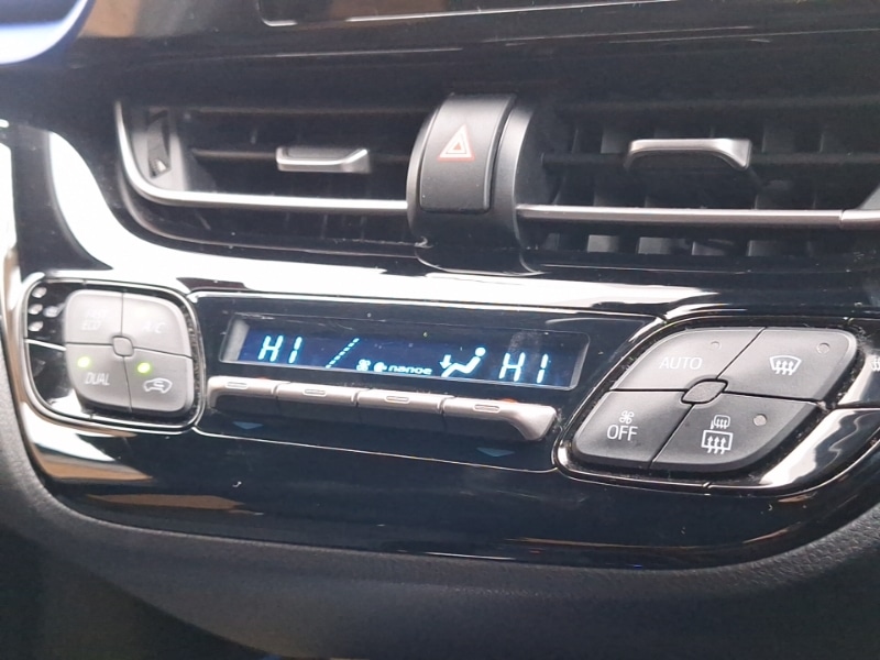 Used Toyota C-HR 2020 for sale - 77055210: Photo 17