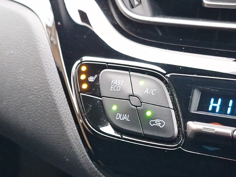 Used Toyota C-HR 2020 for sale - 77055210: Photo 18