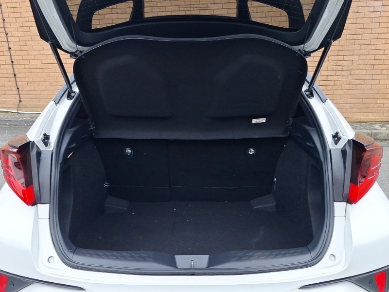 Used Toyota C-HR 2020 for sale - 77055210: Photo 8