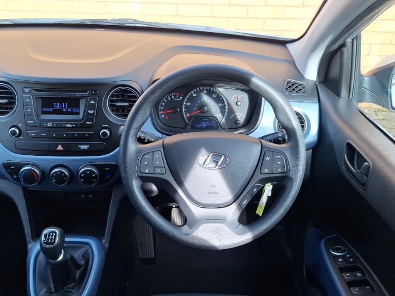 Used Hyundai i10 2017 for sale - 77751209: Photo 11